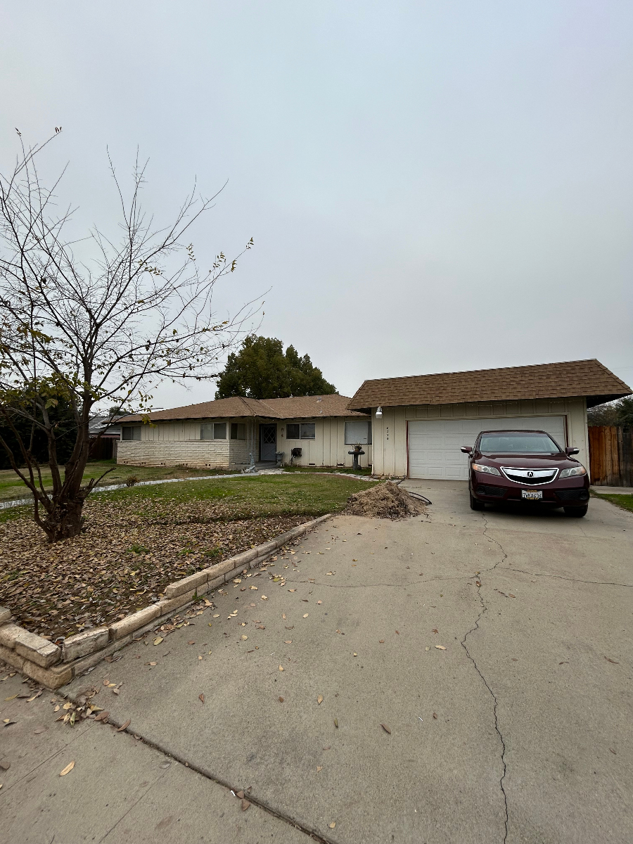 Fresno fix and flip investment property 93727 single family home with pool