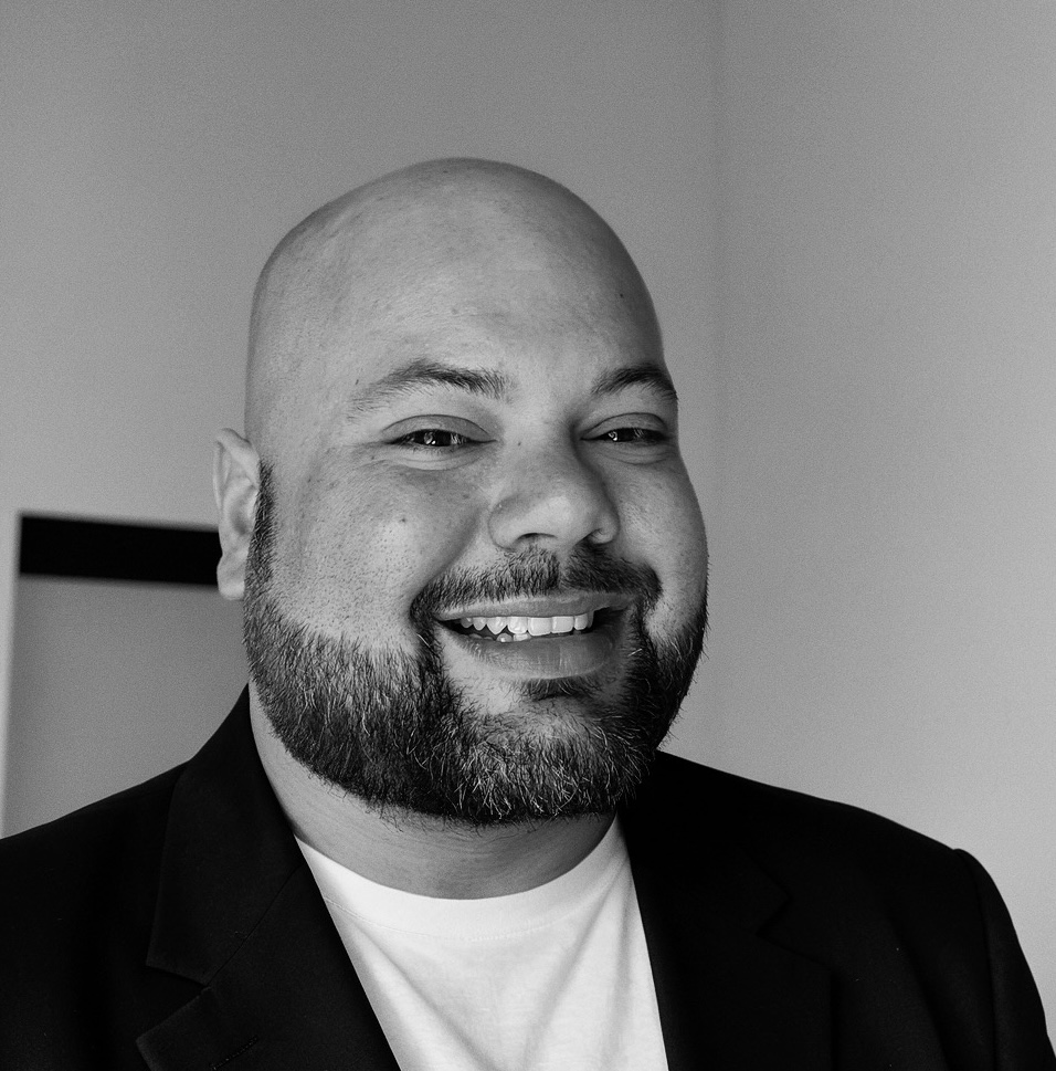 Jonathan Jay Lluberes - Broker & Founder