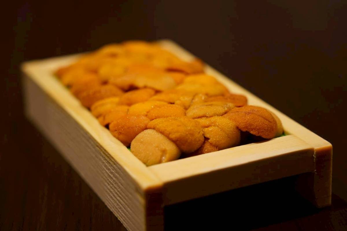 Golden Uni - KANIZA NISEKO Golden Uni - Premium ingredient for KANIZA NISEKO Lunar New Year special