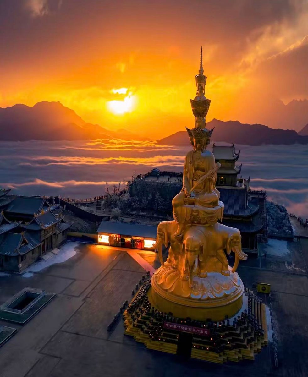 峨眉山·乐山大佛3日