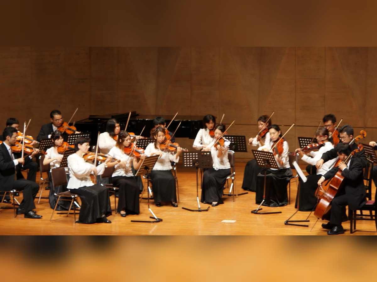アンサンブル アカデミア 弦楽合奏団