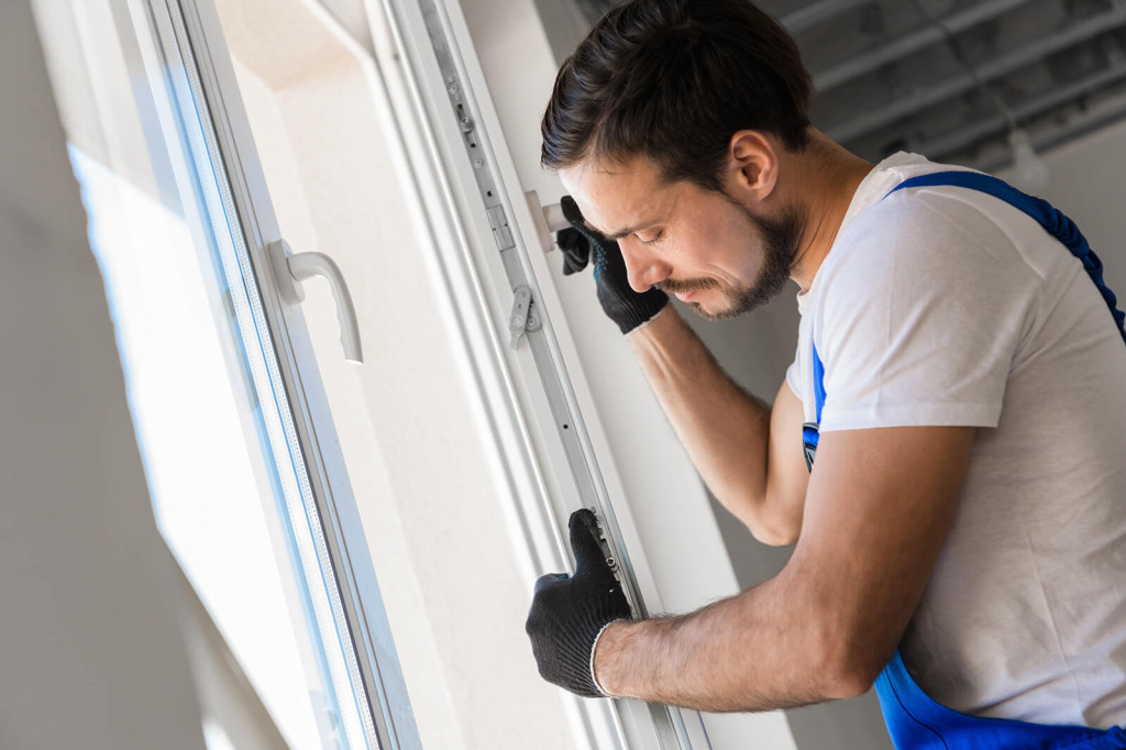 Technicien DF PRO vérifiant le fonctionnement après remplacement à Illkirch