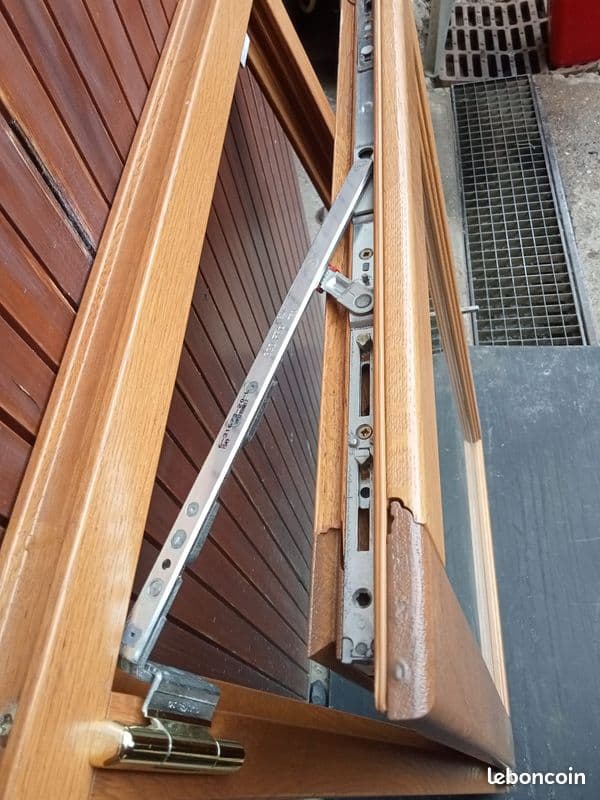 crémone fenêtre Bois Schiltigheim