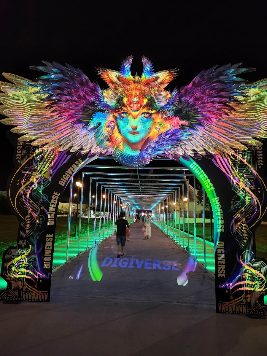 DIGIVERSE Цифровой выставочный центр - вход в цифровую реальность