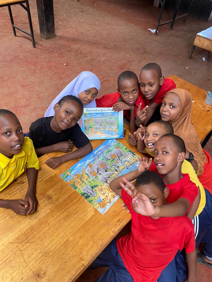 Biblioteca y recursos educativos