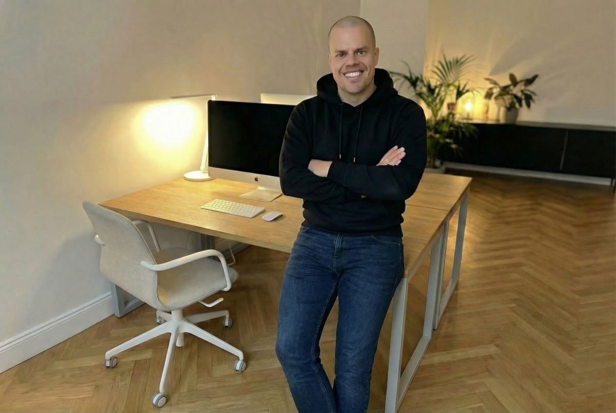 Simon Werner - Grafikdesigner Simon Werner Portrait