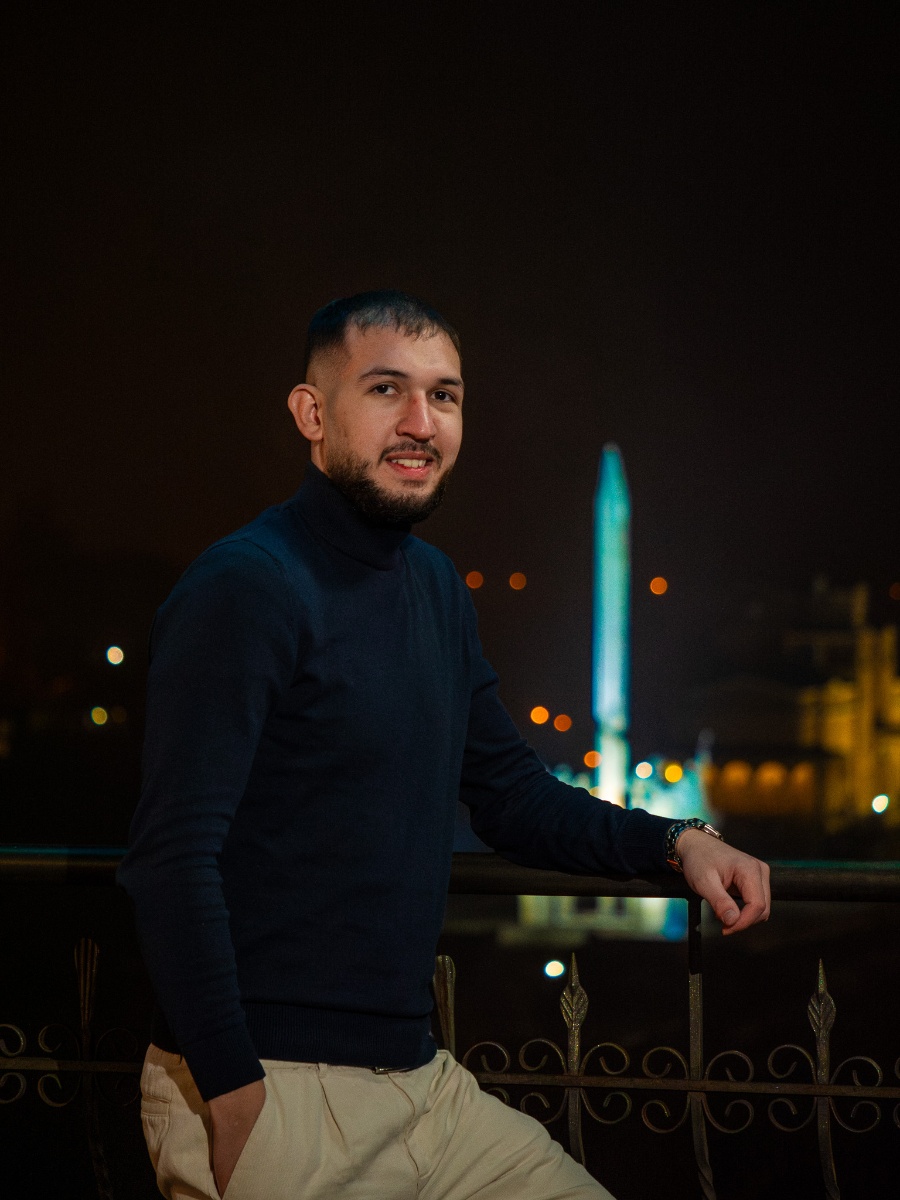 Владимир Атанасов - автор