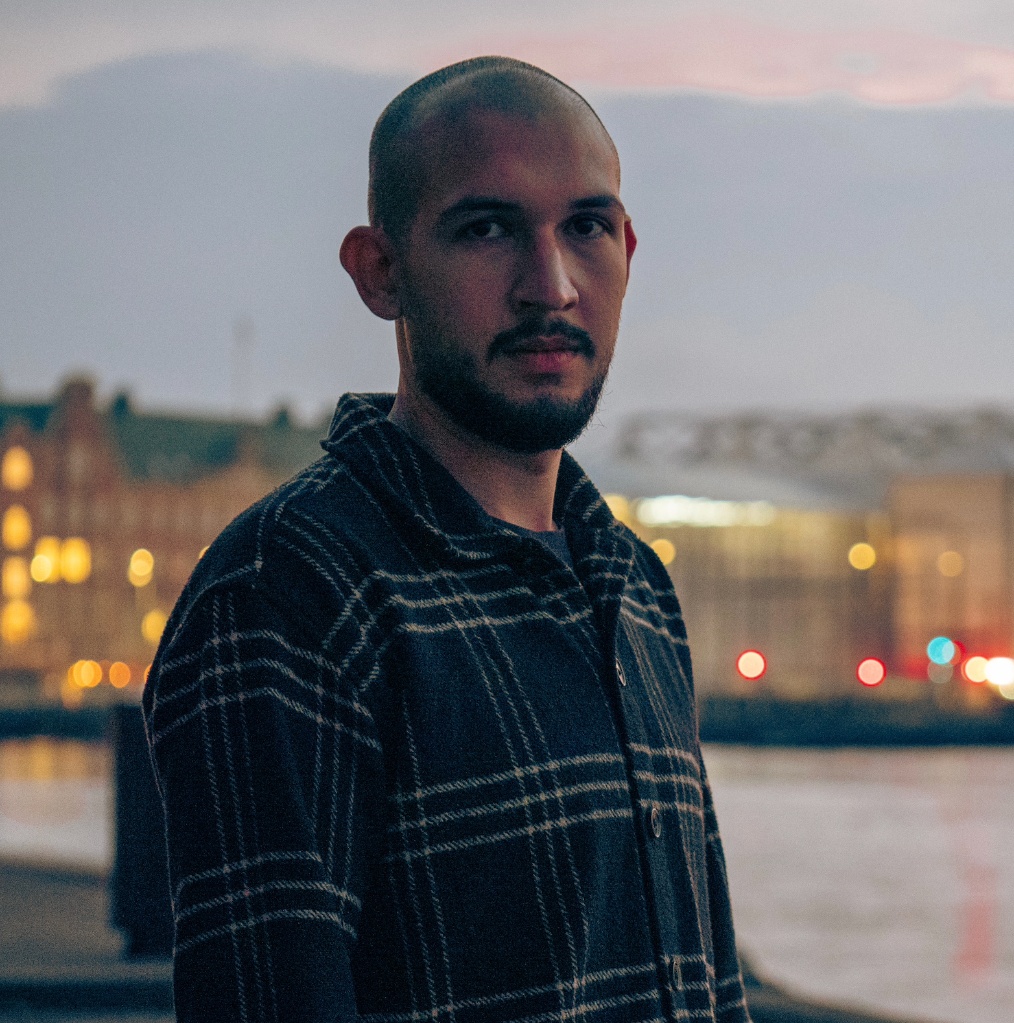 Владимир Атанасов - автор