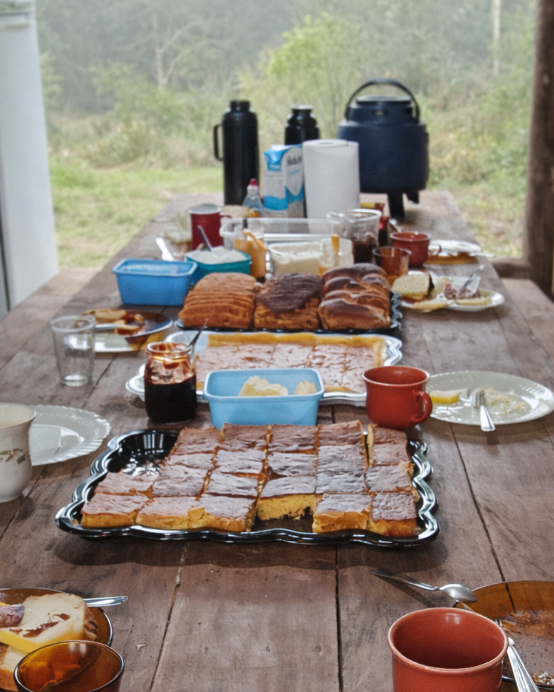 Café Colonial com produtos artesanais