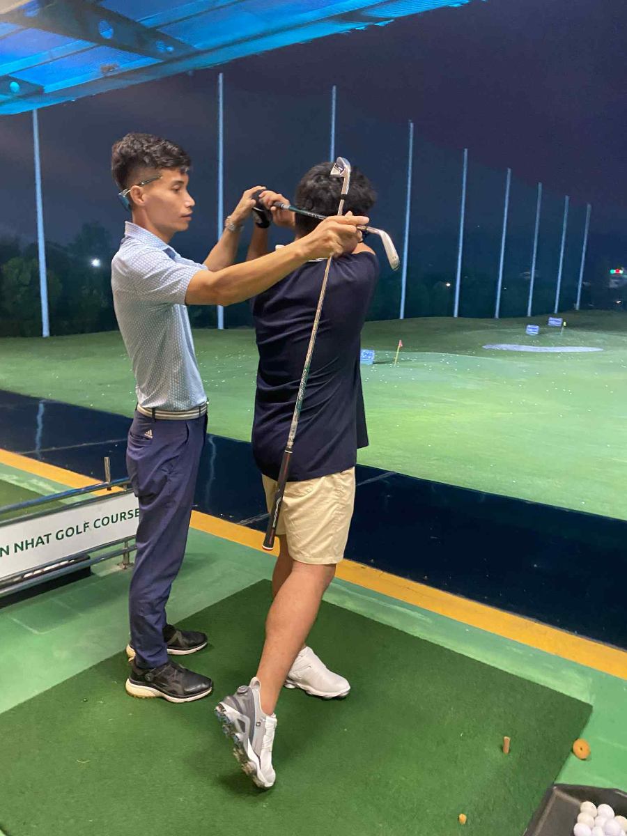 Khóa học golf Chuyên sâu 20 Buổi