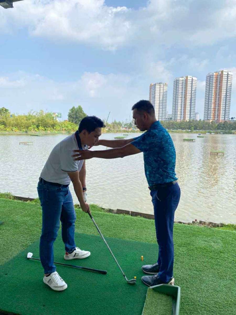 Khóa Học Golf Cơ Bản 15 buổi