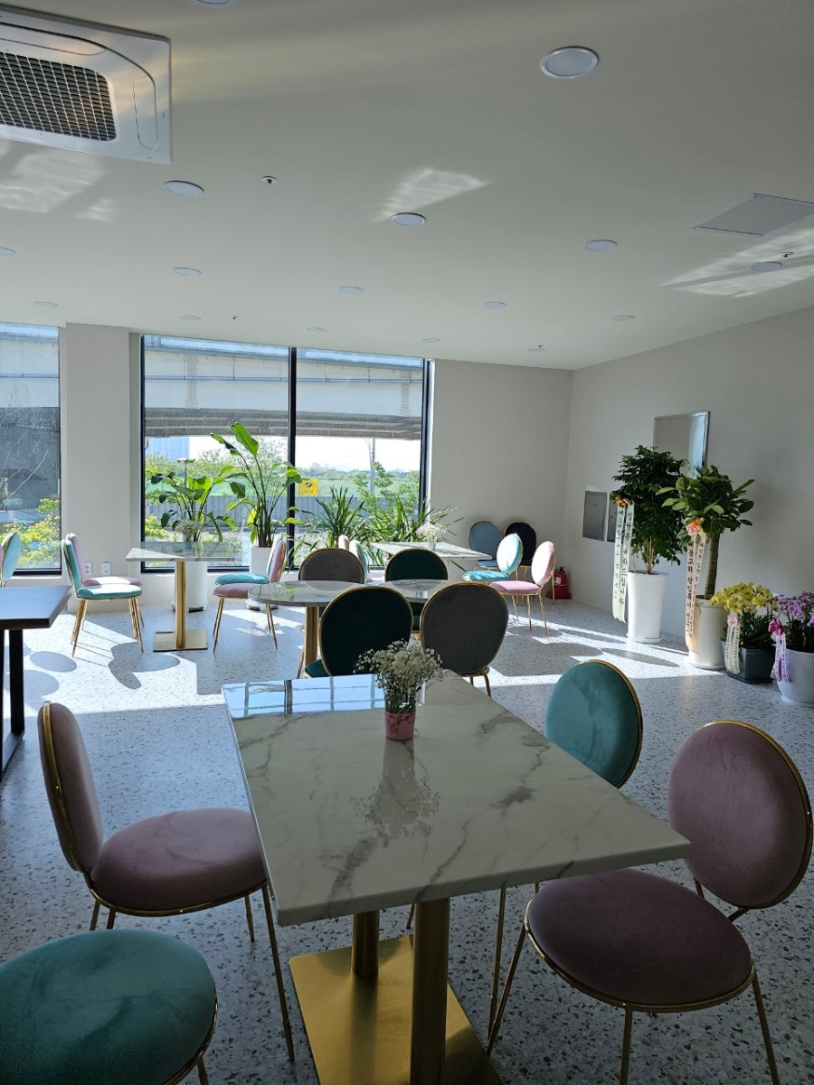 교회 내부 공간 송도산울교회 내부 공간 모습