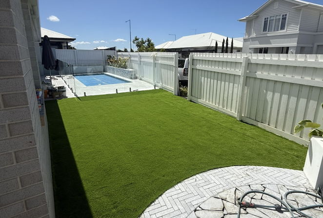 Artificial Turf & Synthetic Lawns