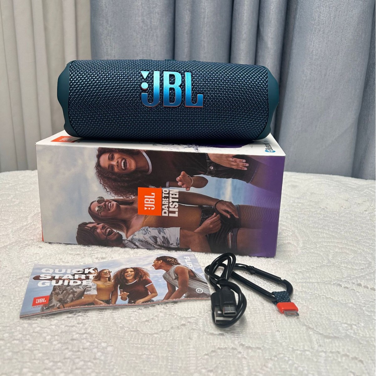 JBL Flip 7 Portable Bluetooth Speaker - Black view 3