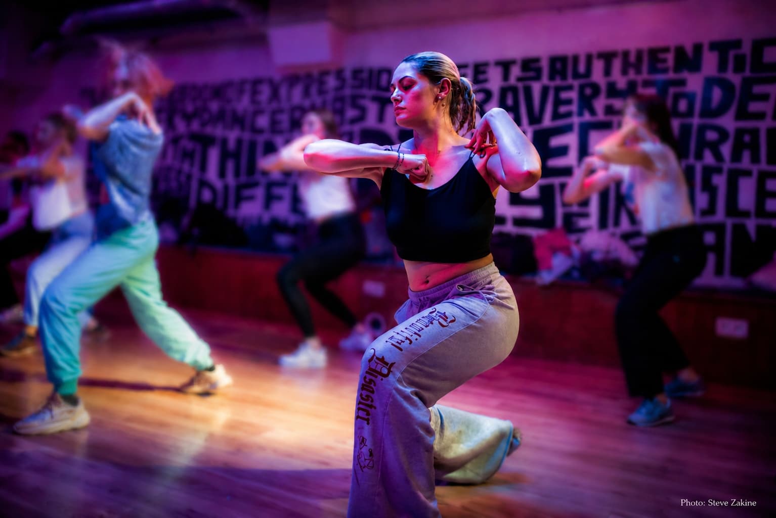 Cours en action au Studio Massaro — énergie collective et diversité des profils