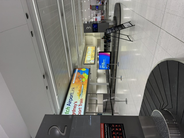 People Mover Interior — Spacious & Comfortable