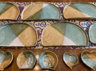 手びねりの器
料理と器のマリアージュ