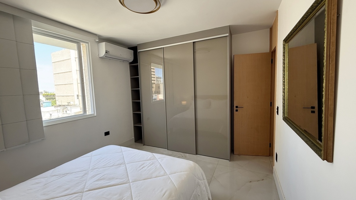 Quarto detalhe