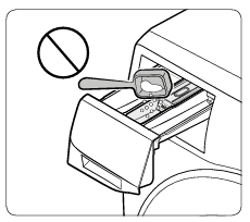 Não adicione sabão em pó ao recipiente de sabão líquido