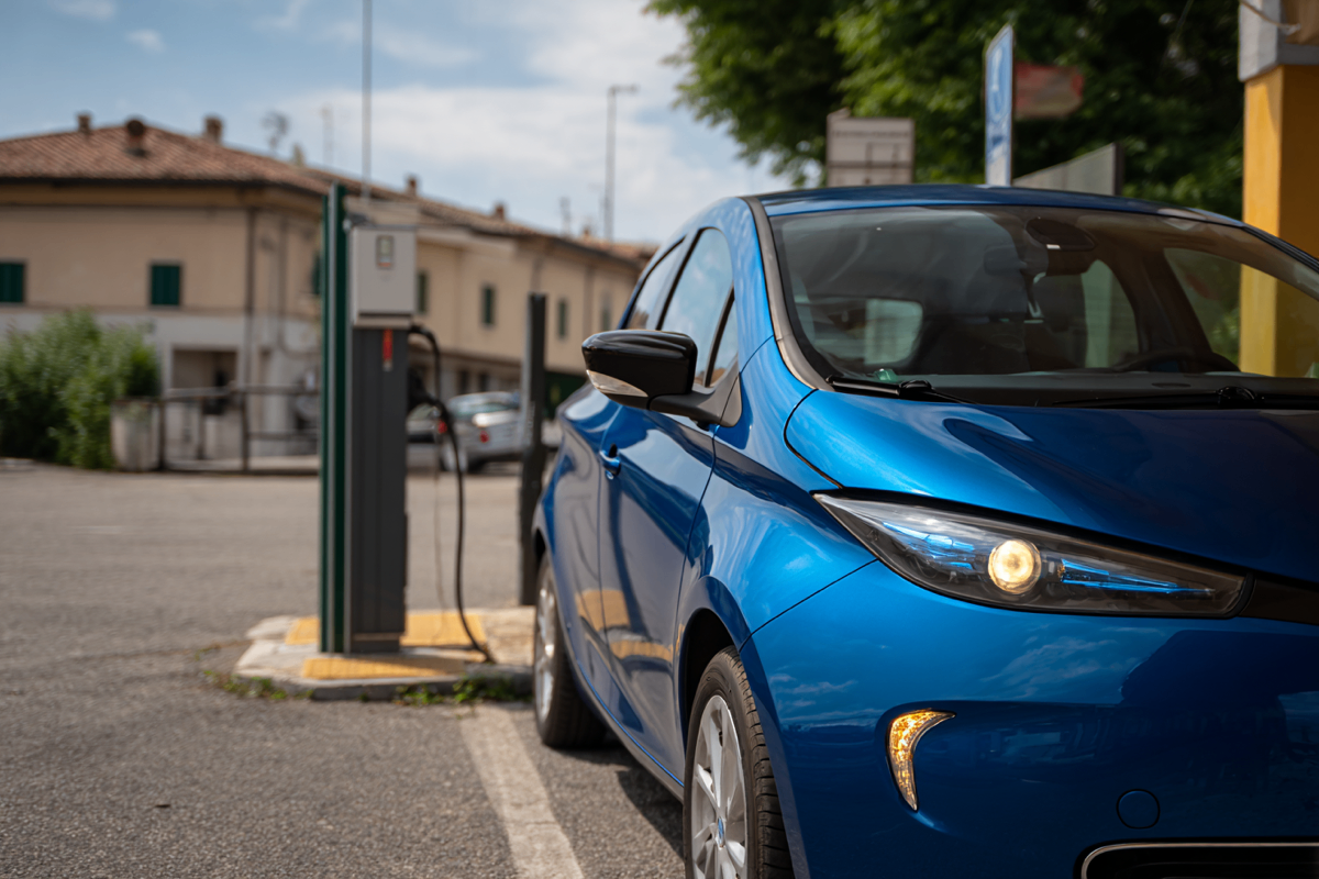 Gestão de eletropostos