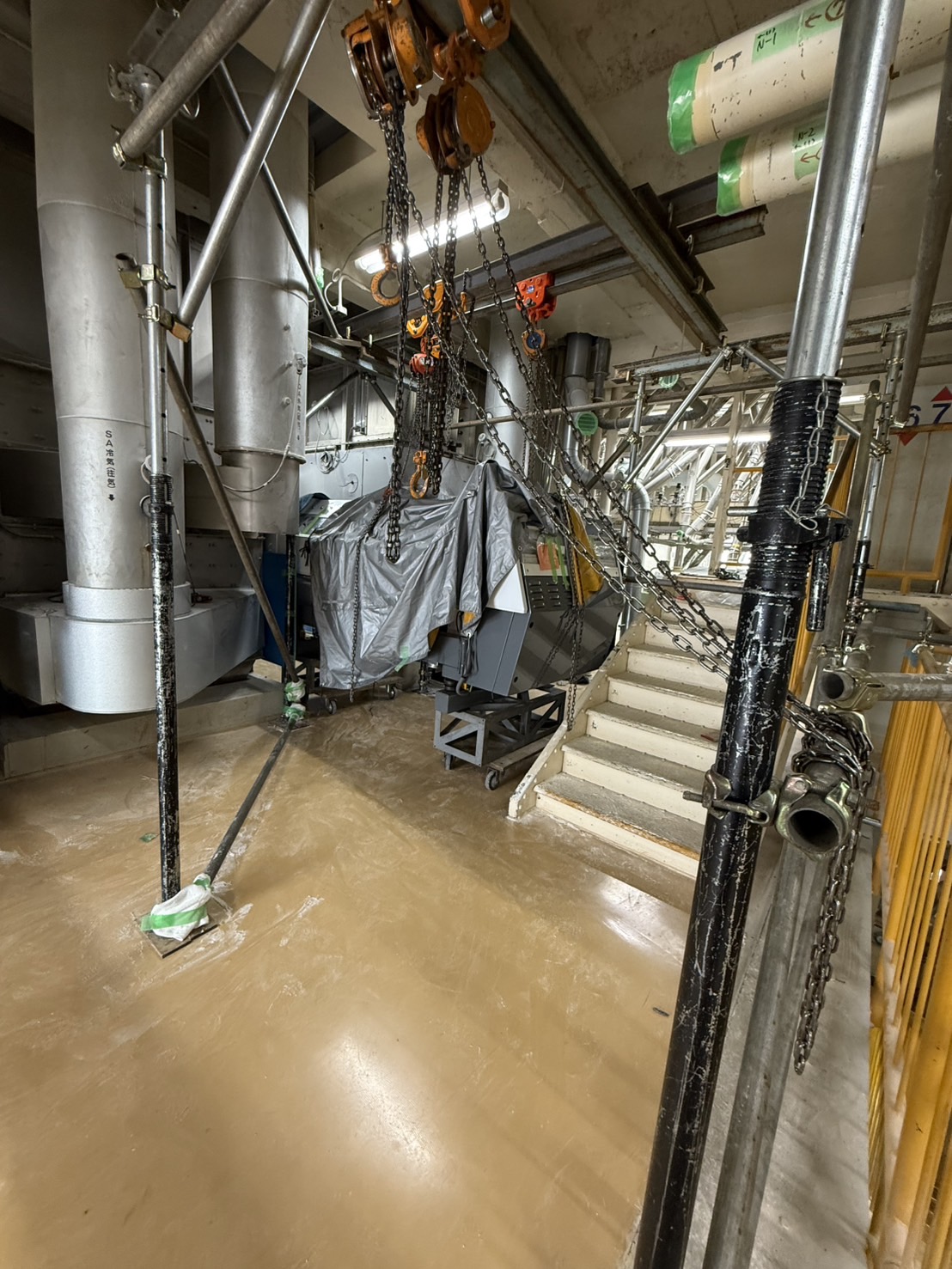 重量物据付搬入工事