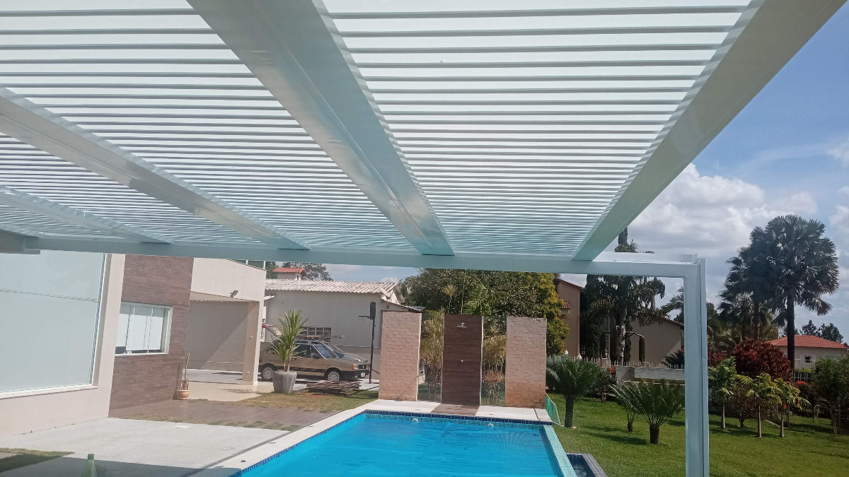 Varanda Panorâmica com Cobertura