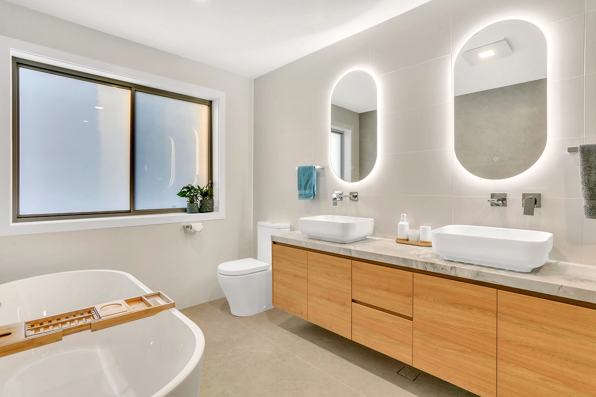 Modern Ensuite Bathroom Design