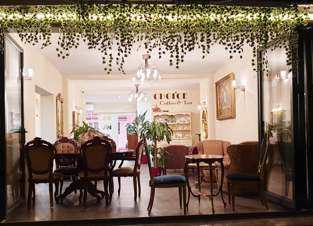 CHOI'CE CAKE café collaboration at KMMA Academy CHOI'CE CAKE premium café area for parents at KMMA