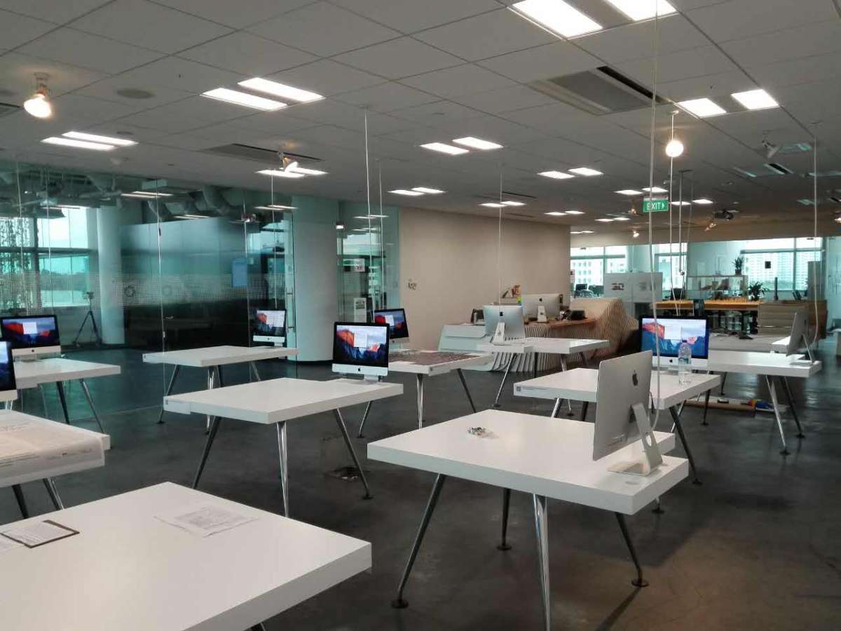 Custom Commercial Carpentry & Furniture - Office Space