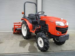 クボタ トラクター