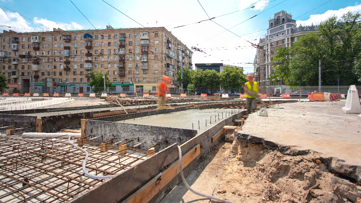 Asphalt vs. Concrete: Which Is Right for Your Commercial Project in Chester County?