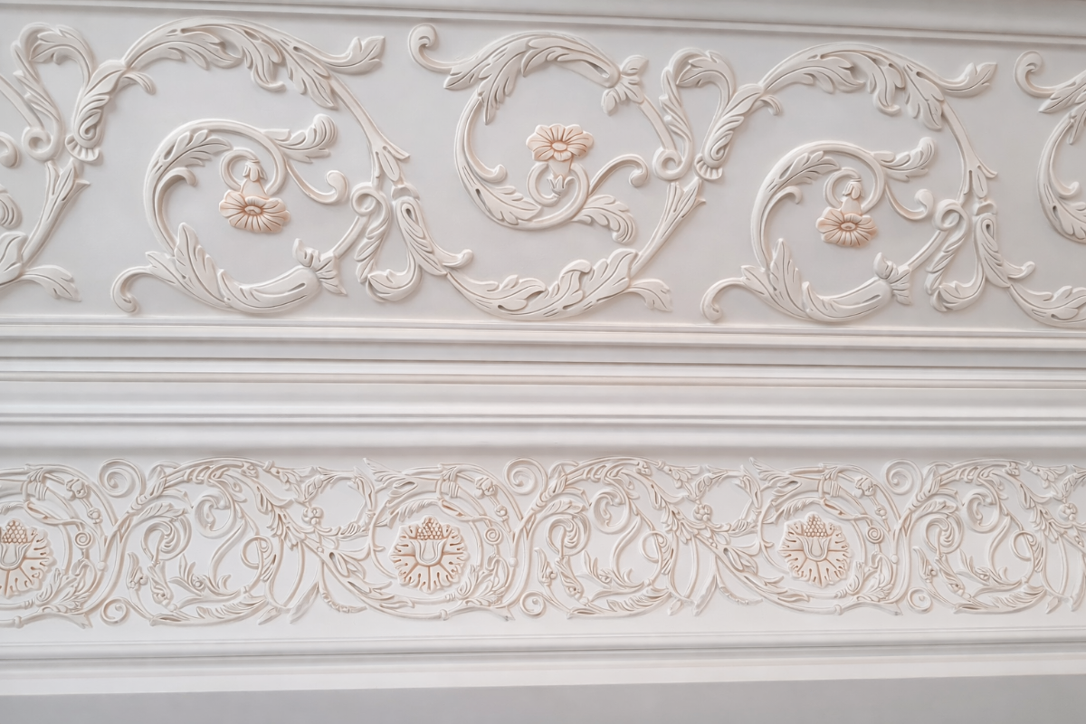 Ornate Frieze & Wall Moldings
