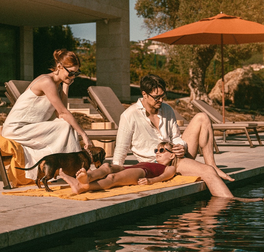 Familia viajando con mascotas