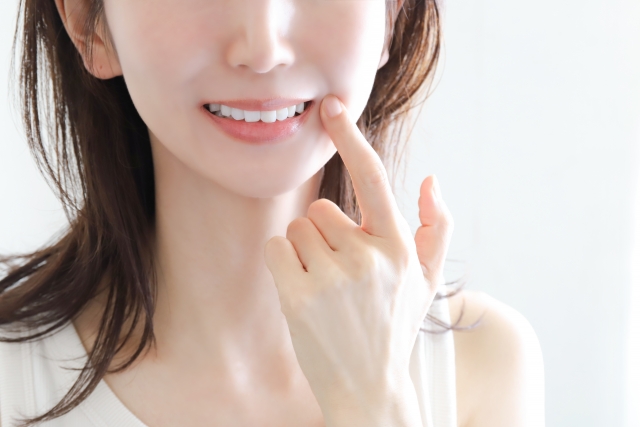 金属アレルギーの方でも安心できるメタルフリー治療