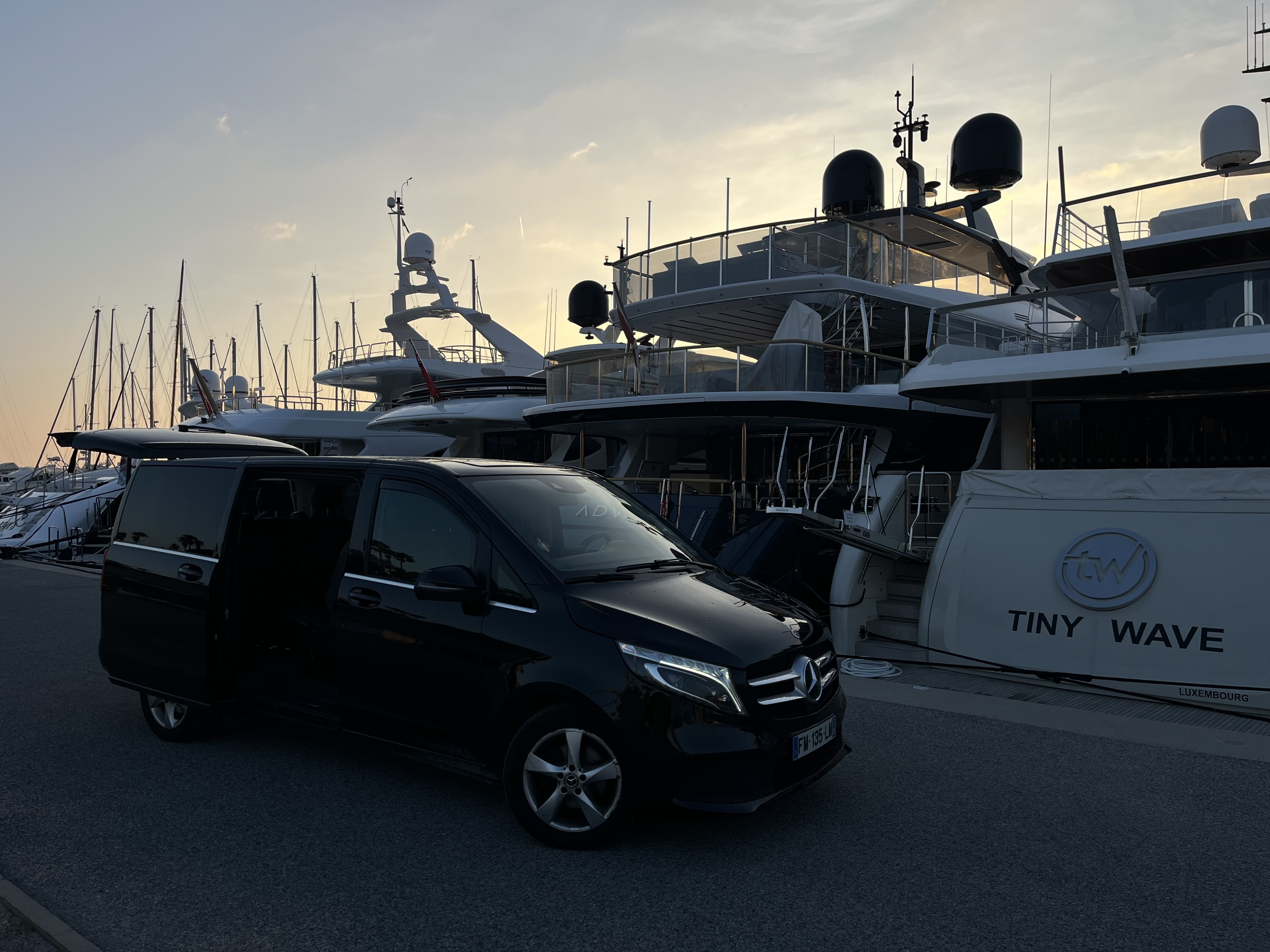 Cannes — AzurBas Transport