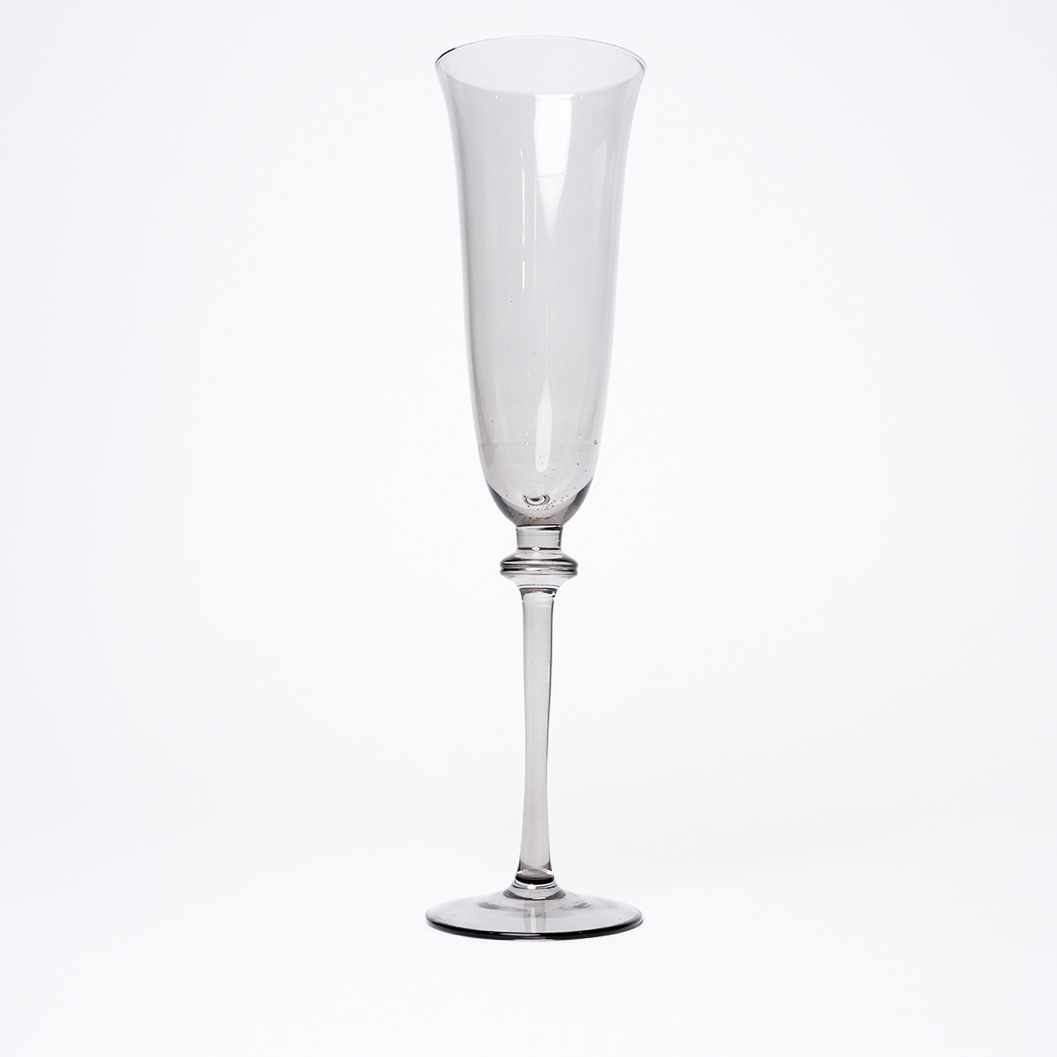Sacra Smoke Champagne Glass