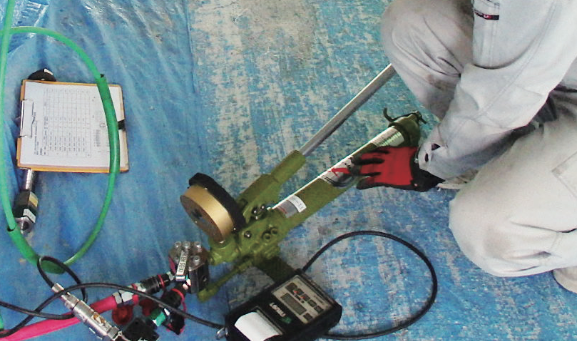 あと施工アンカー引張試験