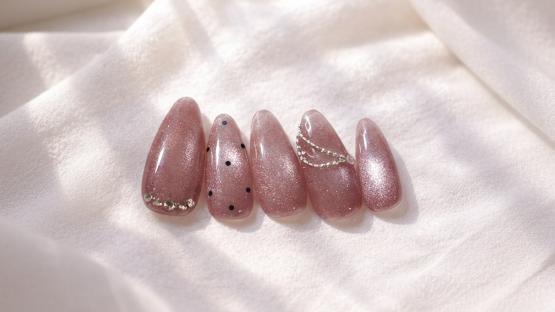 ピンクシマー × ドット&チェーン