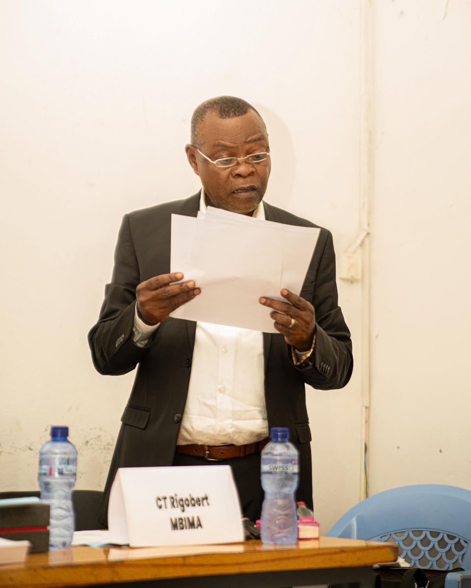 CT Rigobert Mbima lit son exposé sur les valeurs fondamentales du Groupe CIDE