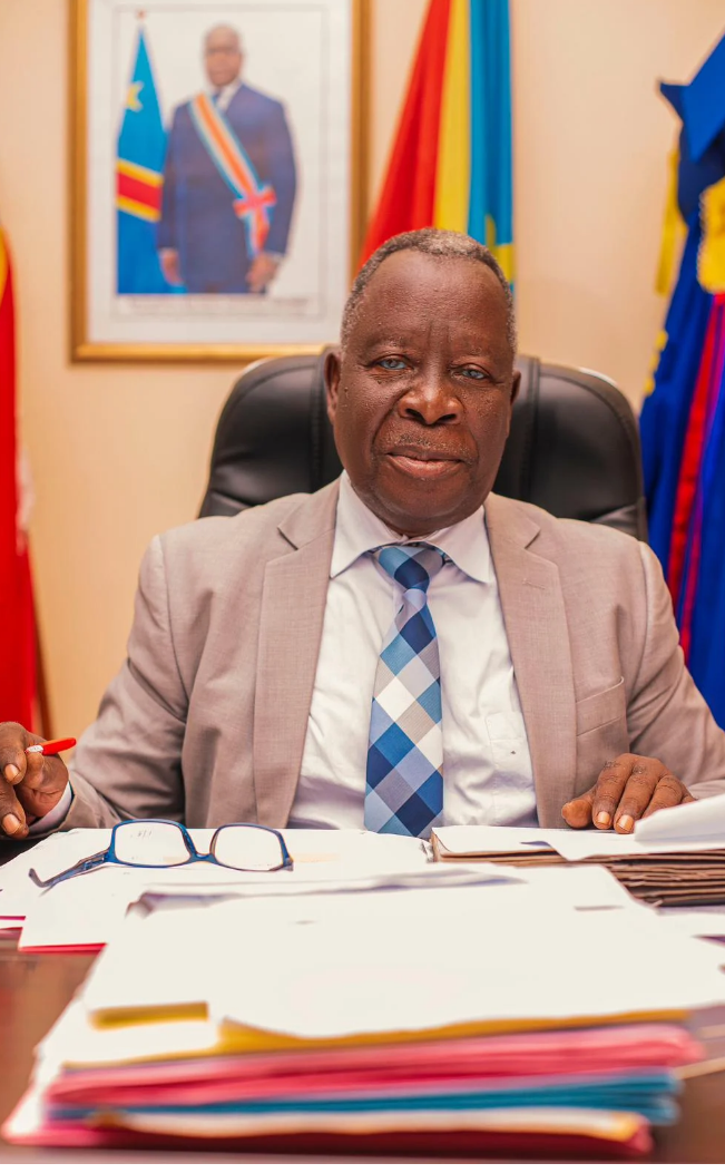 Prof. Bruno LAPIKA DIMOMFU