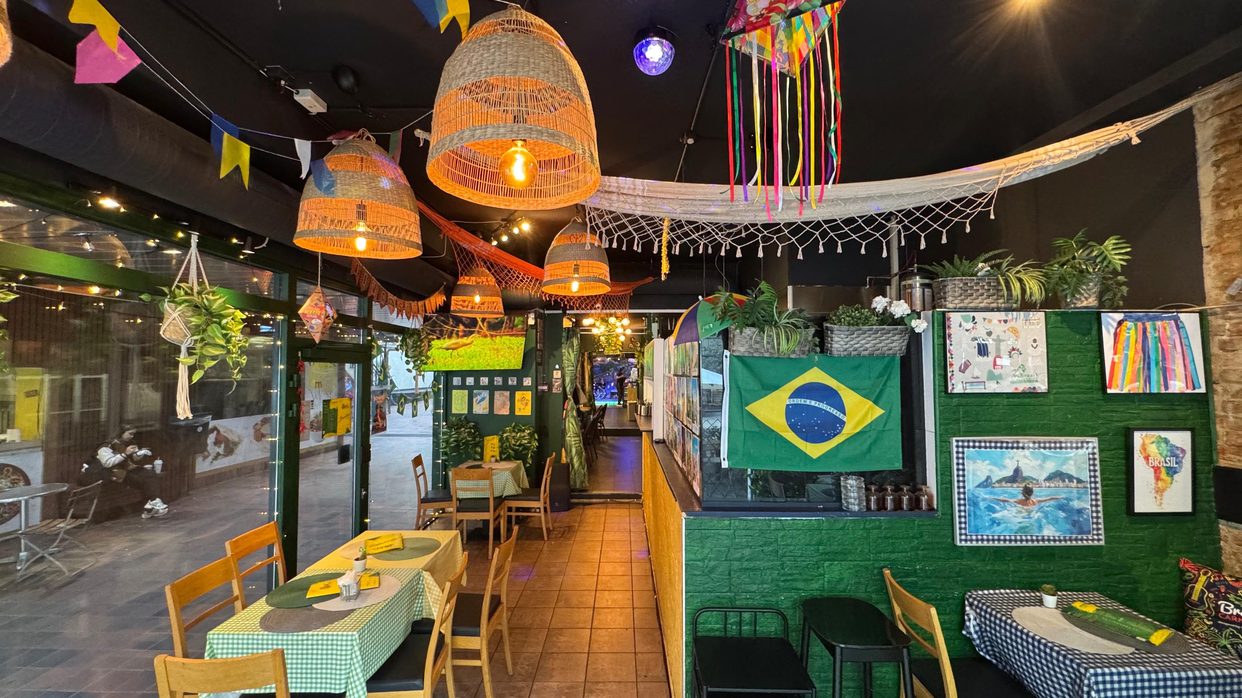 Entrance & Reception