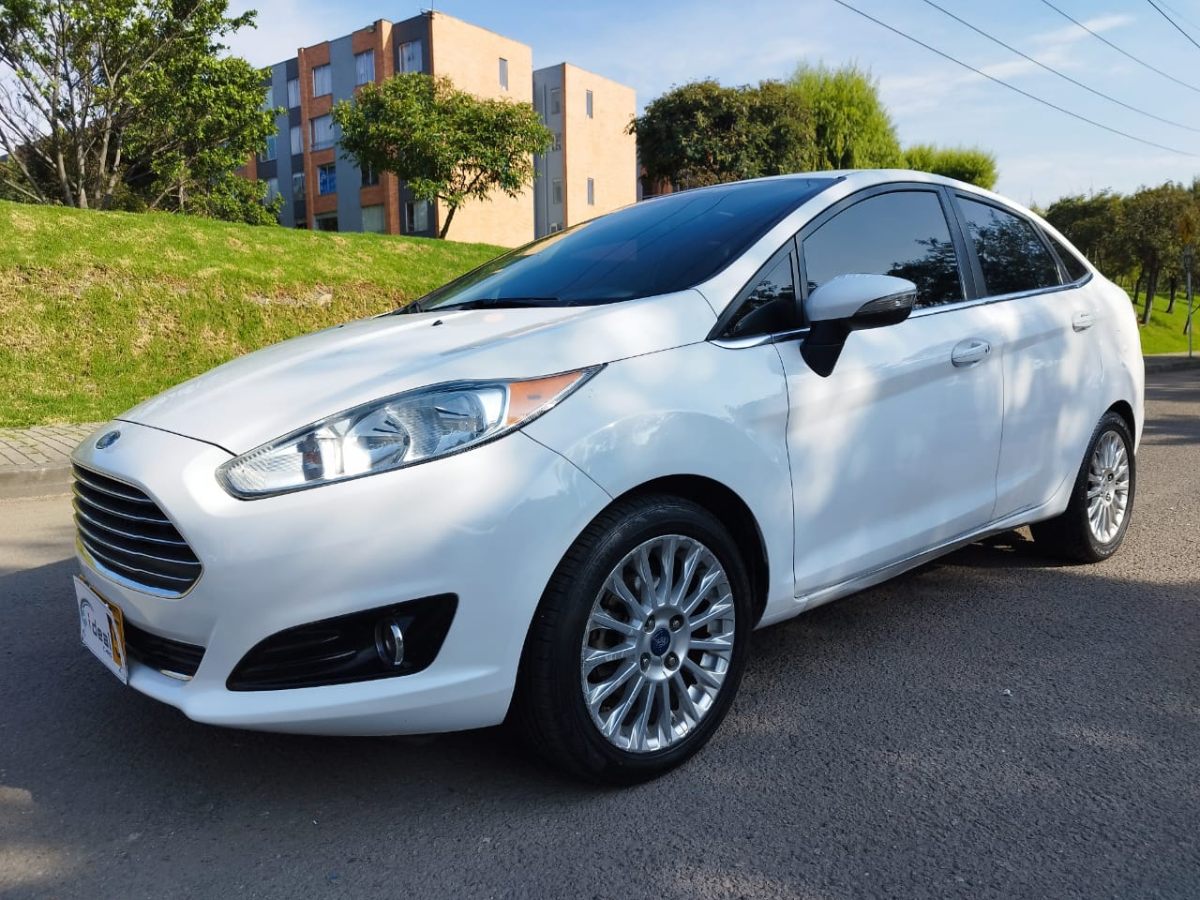 Ford Fiesta: Diagnóstico y Reparación de Problemas Eléctricos y ECU