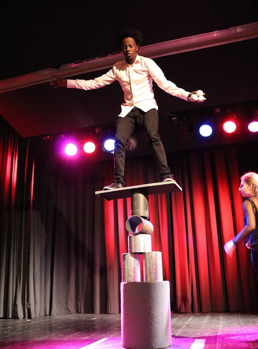 Professional Circus Artist - Rolla Bolla Performance The King of Balance performing rolla bolla balance act with precision and artistry