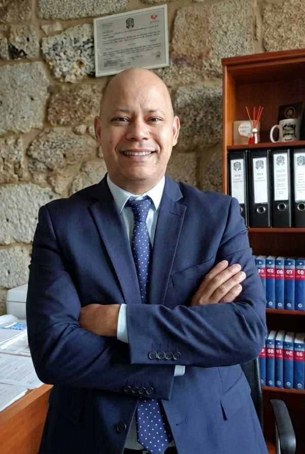 Abogado Lino García - Especialista en Extranjería