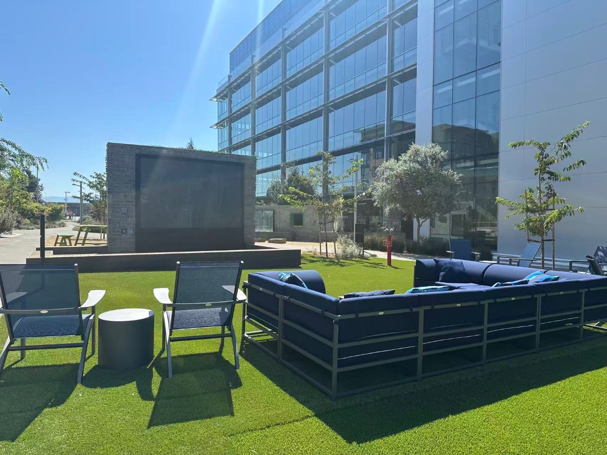 Movie Night Pool Party - Catch Summer's Last Days