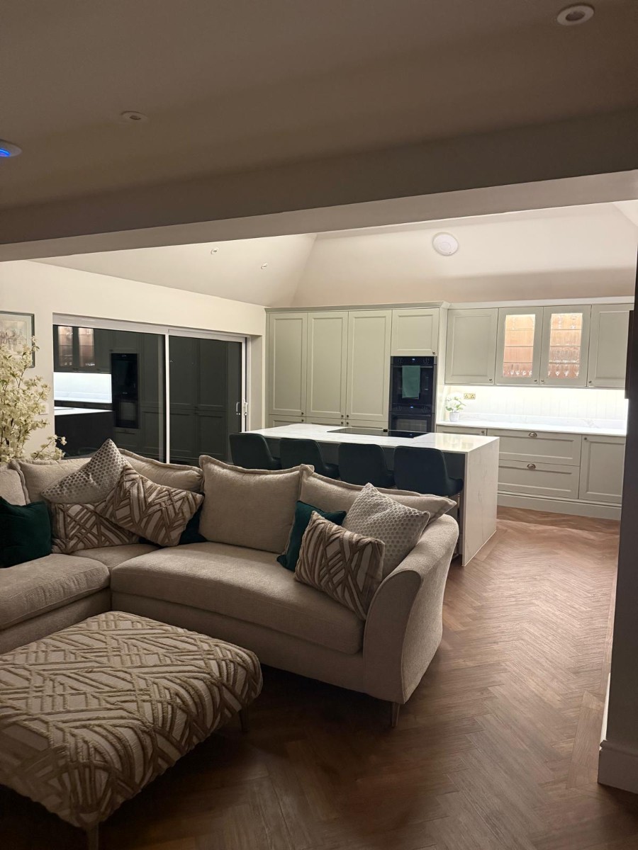 Modern Open Plan Extension