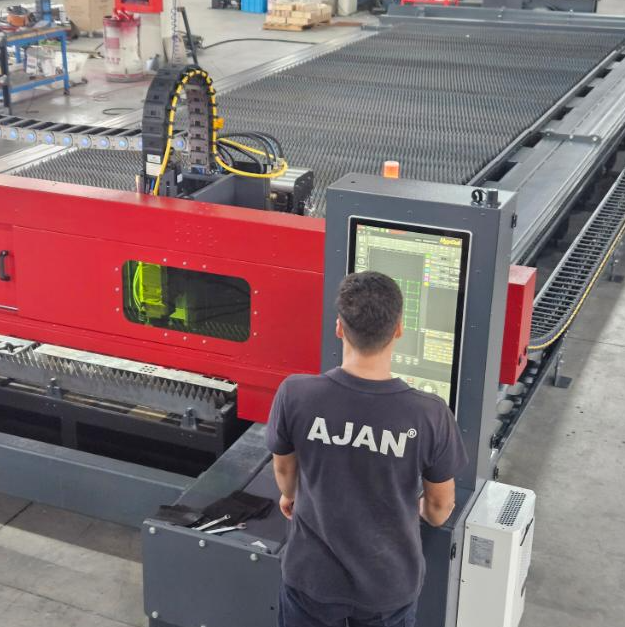 Ajan Lazer Teknisyeni