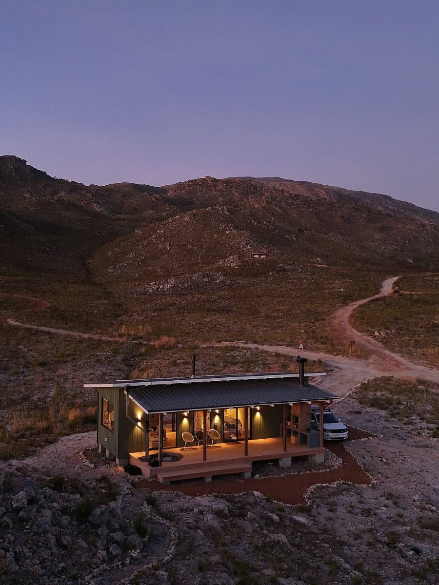 Villiersdorp Lake Retreat - Image 1