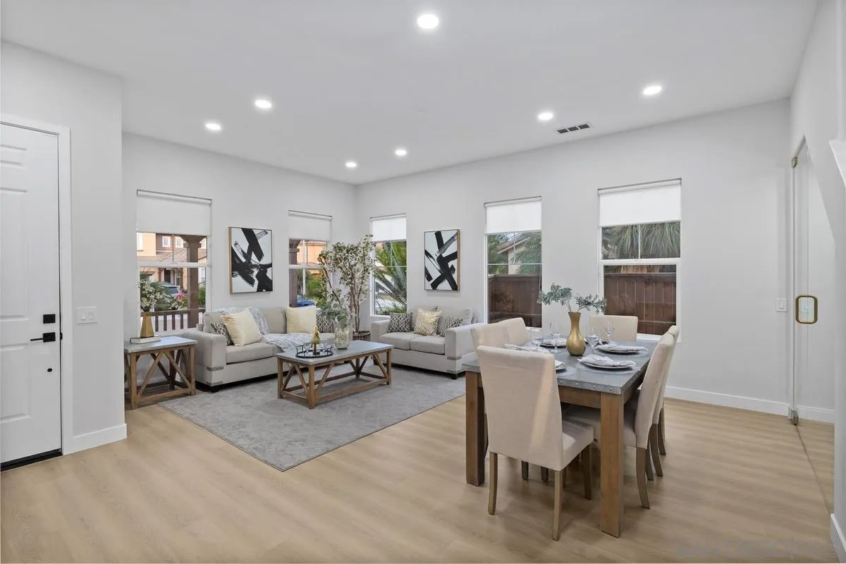 348 Plaza Los Osos photo 7