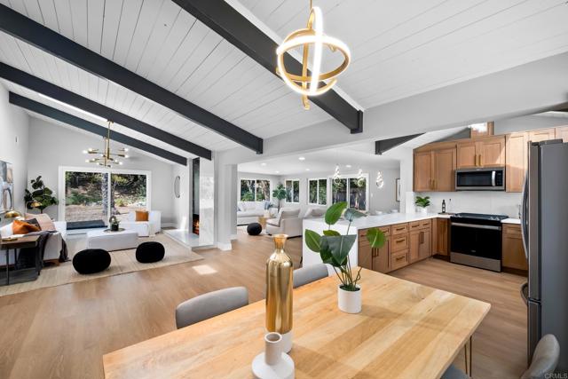 4435 Acacia Ave photo 1